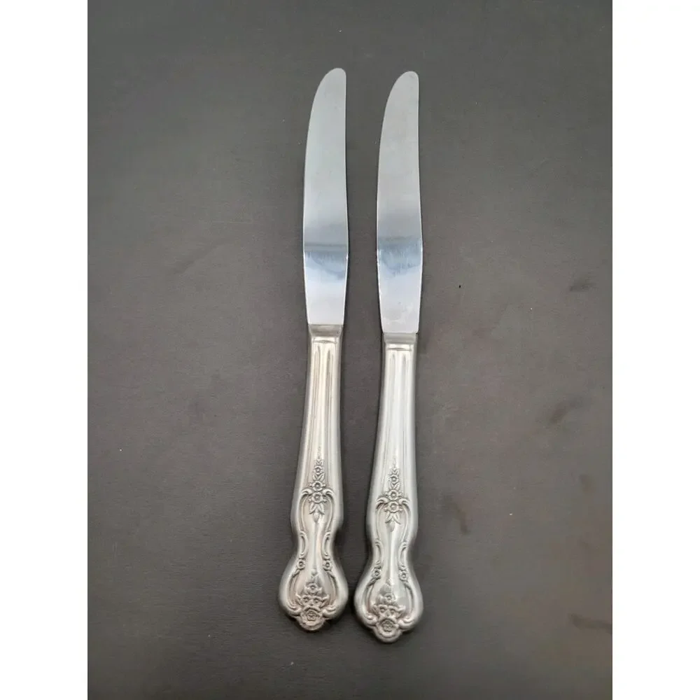 Oneida Mission Rose Set of 2 Dinner Knives Wm A Rogers Silverplate Flatware